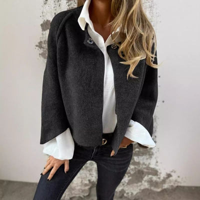 Flarella™ - Kort Kappa med Eleganta Utsvängda Ärmar